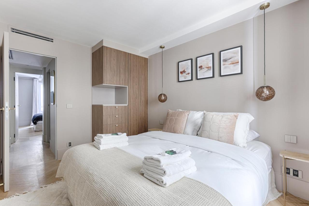 Unique Luxury Parisian Flat 2Br/6P -Champs Elysees Exterior photo