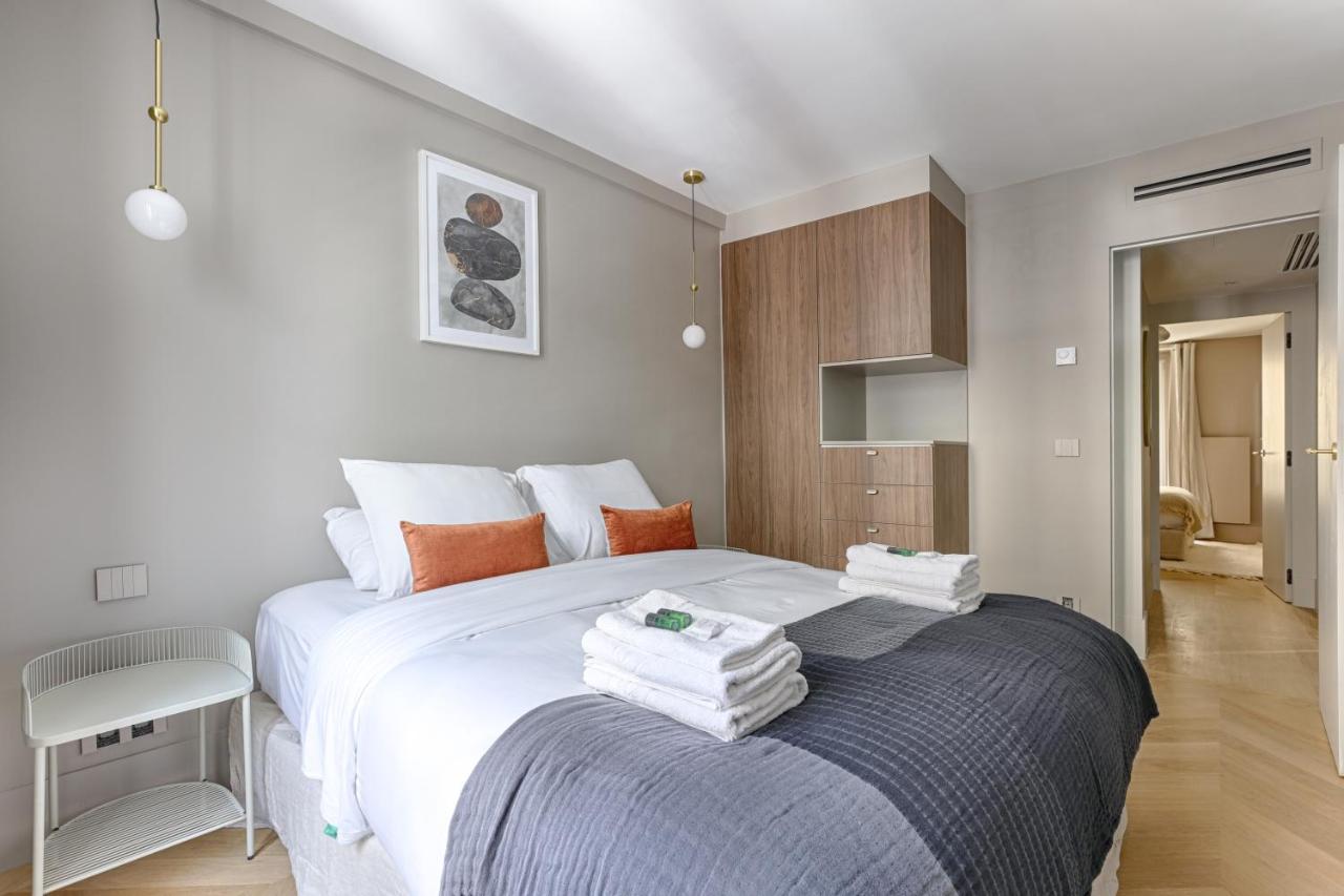 Unique Luxury Parisian Flat 2Br/6P -Champs Elysees Exterior photo